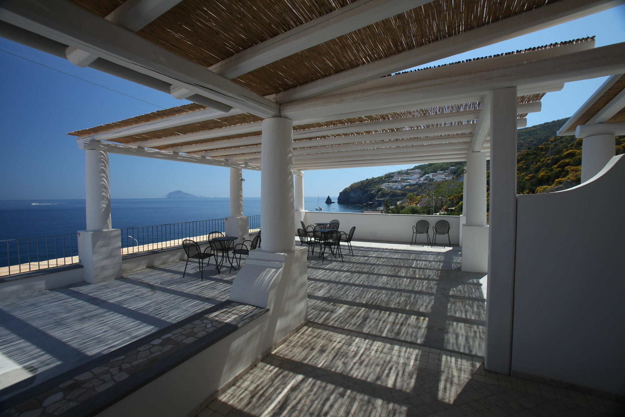 Hotel Cutimare - Aeolian Charme Acquacalda Luaran gambar